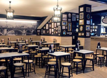 Propiedad comercial para 800 000 euro en Barcelona, España