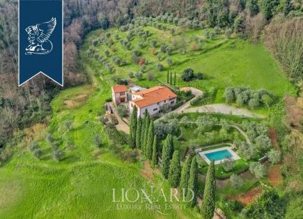 Farm in Pistoia, Italy (price on request)