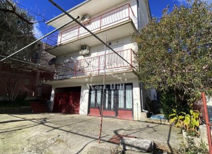 Maison pour 220 000 Euro à Tivat, Monténégro