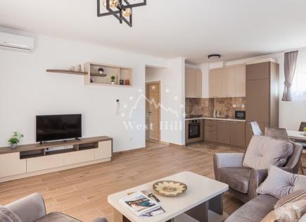 Appartement pour 260 000 Euro à Przno, Monténégro