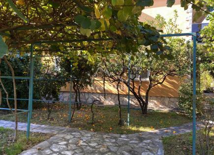 House for 295 000 euro in Sutomore, Montenegro