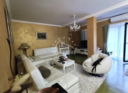 Casa para 220 000 euro en Lastva, Montenegro