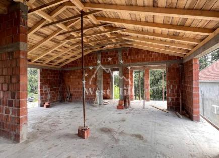 Apartment für 350 000 euro in Tivat, Montenegro