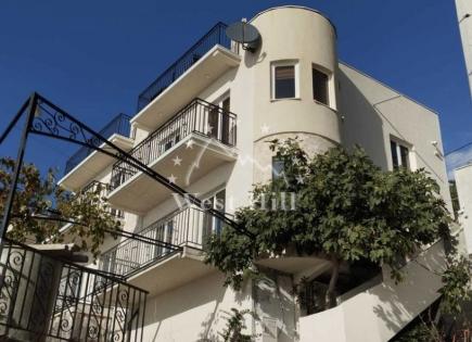 Casa para 295 000 euro en Dobra Voda, Montenegro