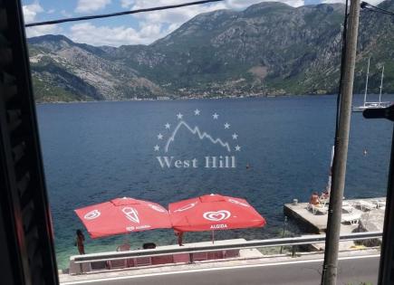 Casa para 1 200 000 euro en Kostanjica, Montenegro