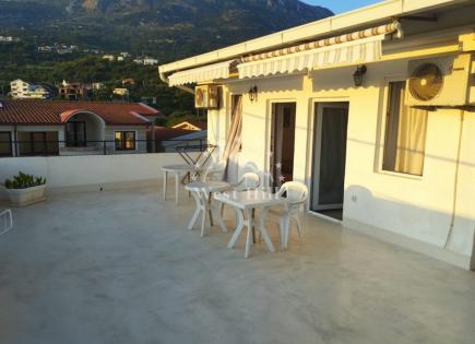 Hotel para 330 000 euro en Dobra Voda, Montenegro