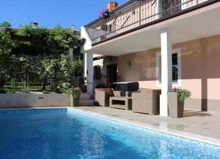 Villa for 530 000 euro in Buje, Croatia