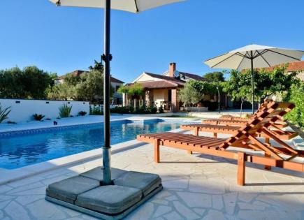 Villa for 515 000 euro in Croatia