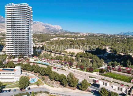 Penthouse for 885 000 euro in Benidorm, Spain