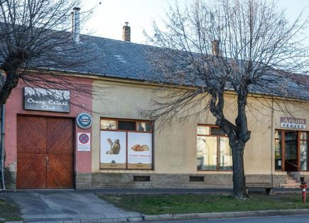 Boutique pour 346 633 Euro à Keszthely, Hongrie