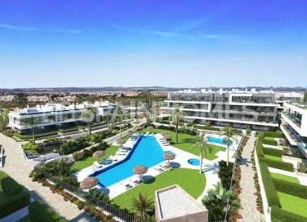 Apartment for 246 000 euro in Torrevieja, Spain