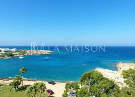 House for 2 000 000 euro in Famagusta, Cyprus