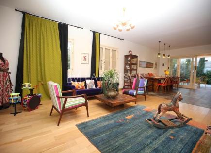 Casa per 725 000 euro a Nicosia, Cipro