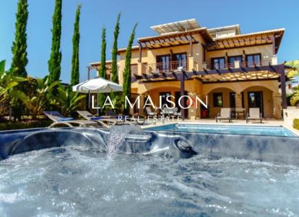 Casa para 1 300 000 euro en Pafos, Chipre