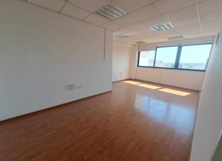 Office for 195 000 euro in Larnaca, Cyprus