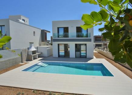 Casa para 435 000 euro en Pafos, Chipre