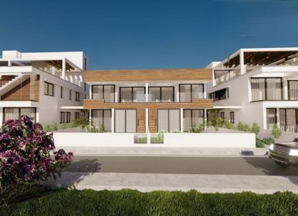 Apartamento para 310 000 euro en Lárnaca, Chipre