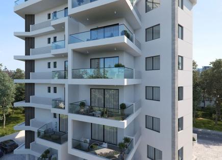 Apartment for 800 000 euro in Larnaca, Cyprus