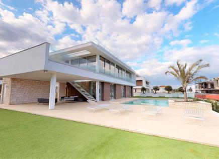Casa per 2 900 000 euro a Larnaca, Cipro