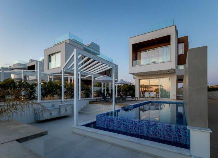 Haus für 650 000 euro in Famagusta, Zypern