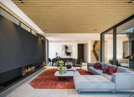 House for 1 350 000 euro in Nicosia, Cyprus