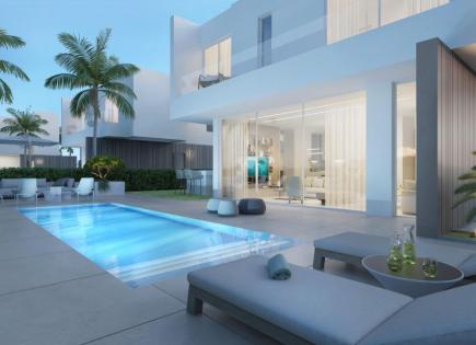 House for 650 000 euro in Famagusta, Cyprus