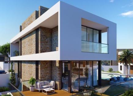 House for 1 700 000 euro in Paphos, Cyprus