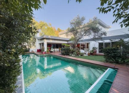 House for 1 600 000 euro in Nicosia, Cyprus