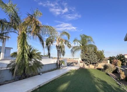 Haus für 1 200 000 euro in Nikosia, Zypern