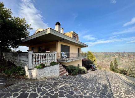 Villa für 325 000 euro in Citta Sant'Angelo, Italien