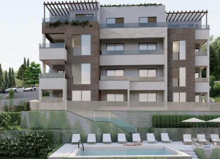 Terrain pour 680 000 Euro à Tivat, Monténégro