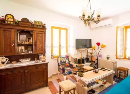 Wohnung für 290 000 euro in Muo, Montenegro