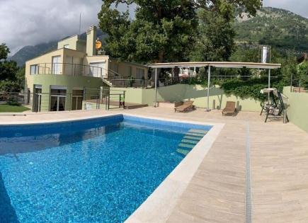 Haus für 1 100 000 euro in Sutomore, Montenegro