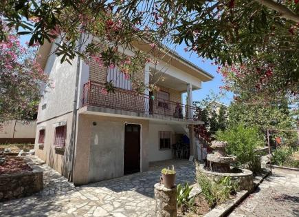 Haus für 156 000 euro in Dobra Voda, Montenegro