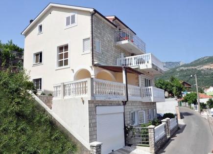 Haus für 475 000 euro in Herceg-Novi, Montenegro