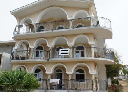 Maison pour 220 000 Euro à Dobra Voda, Monténégro