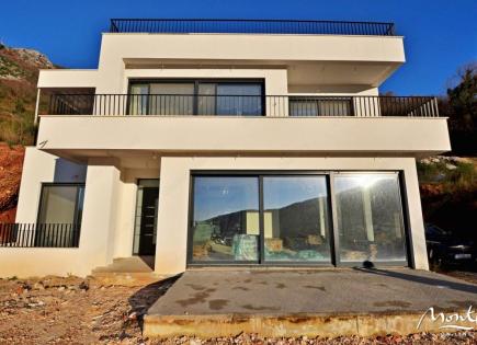 Villa pour 365 000 Euro à Budva, Monténégro