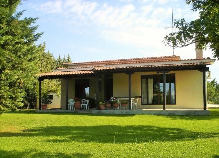 Cottage for 170 000 euro in Thessaloniki, Greece