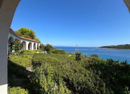 Villa for 2 300 000 euro on Ionian Islands, Greece