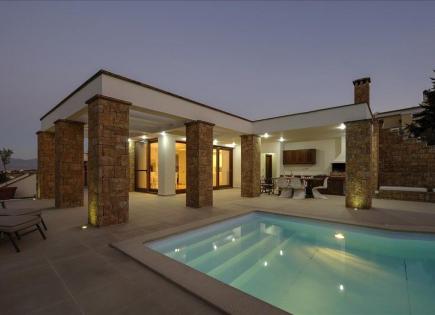 Villa for 1 100 000 euro in Thessaloniki, Greece