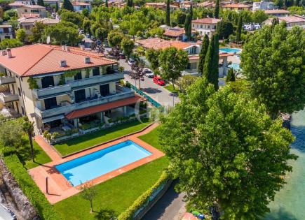 Ático para 570 000 euro por Lago de Garda, Italia