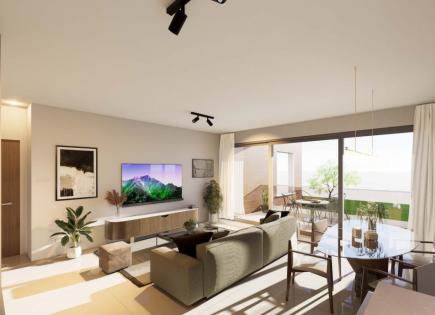 Apartment for 290 000 euro in Larnaca, Cyprus