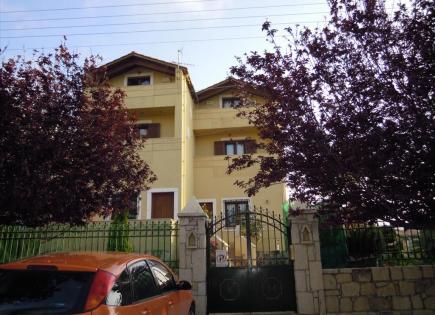 Maisonette for 355 000 euro in Analipsi, Greece