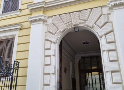 Apartment for 2 370 000 euro in Rome, Italy