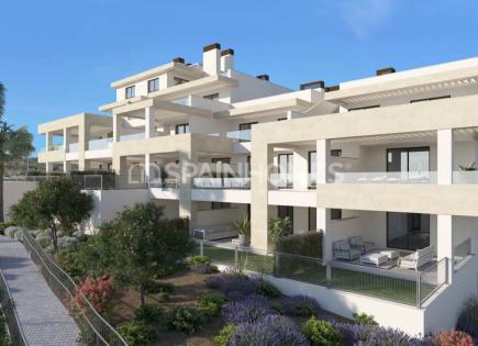 Apartment for 514 000 euro in Estepona, Spain