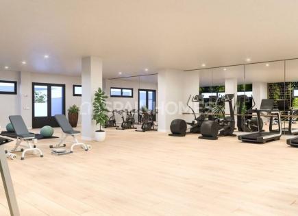Penthouse for 760 000 euro in Estepona, Spain