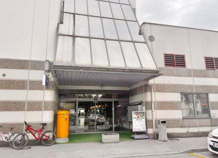 Gewerbeimmobilien für 9 euro pro Monat in Domžale, Slowenien