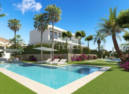 Casa adosada para 495 000 euro en Finestrat, España