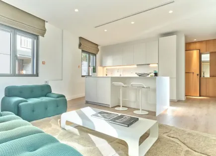 Flat for 900 000 euro in Attica, Greece