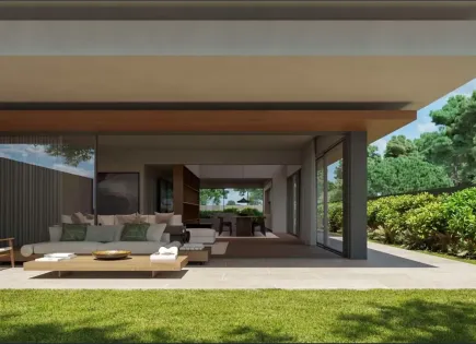 Penthouse for 3 500 000 euro in Voula, Greece